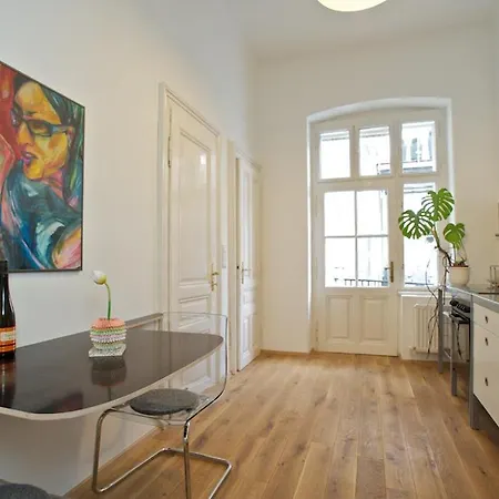 Apartament Wohnzimmer *
